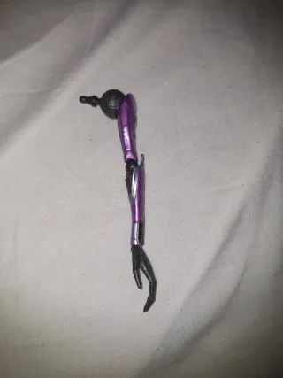 Brazo derecho del Tri-Sentinel de la serie Marvel