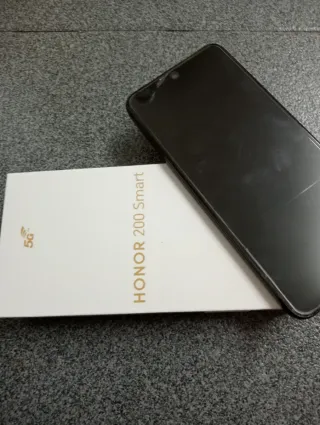 Teléfono Honor 200 Smart 5G