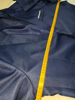 Traje de hombre azul