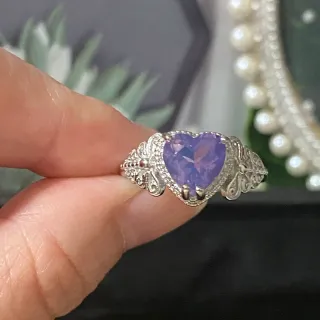 Anillo de acero inoxidable con Amatista natural