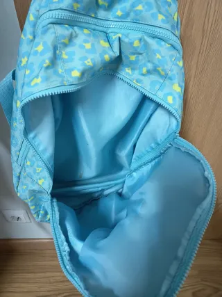 Mochila azul con corazón lentejuelas