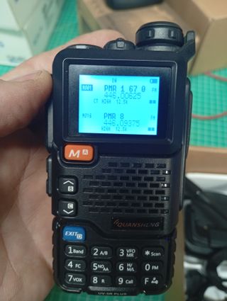 Walkie Talkie Quansheng UV-5R PLUS