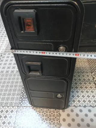 PUERTA ARCADE RECREATIVA - CIRSA -  UNIDESA