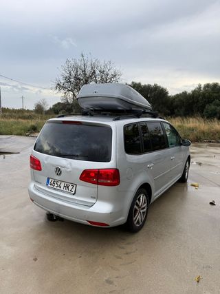Volkswagen Touran 2012