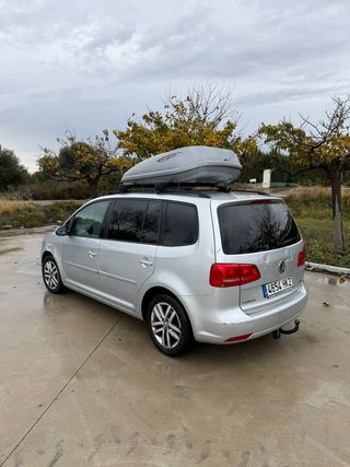 Volkswagen Touran 2012