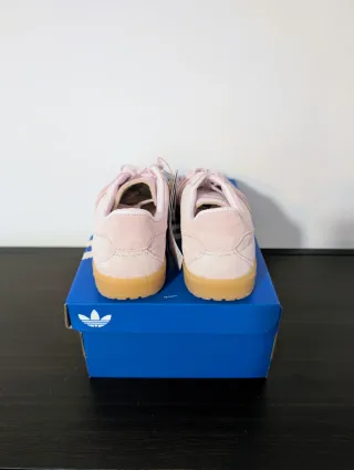 Adidas Bermuda Glow Pink || Size 40