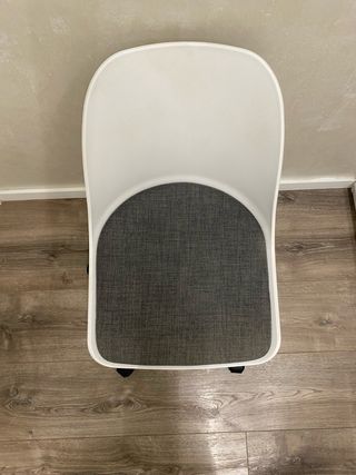 Silla de Escritorio Blanca | Diseño Elegante