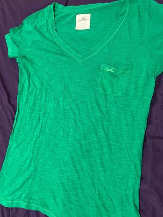 2 Camisetas Hollister y Mango