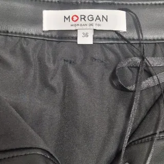 Falda efecto cuero Morgan negra