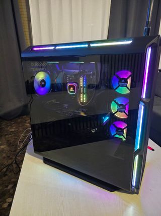 PC Gaming Ryzen 7 5800X3D, RX 9070, 32GB RAM