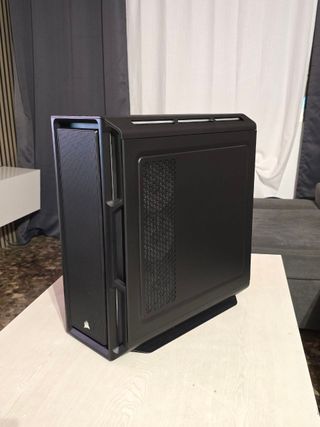 PC Gaming Ryzen 7 5800X3D, RX 9070, 32GB RAM