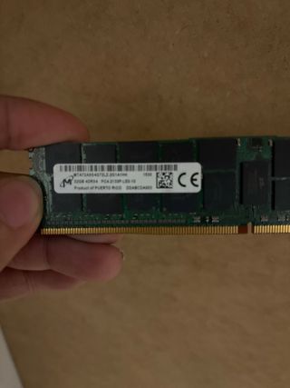 2x 32GB DDR4 ECC LRDIMM 2133MHz Micron