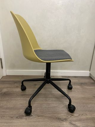 Silla de Escritorio Amarilla | Diseño Elegante