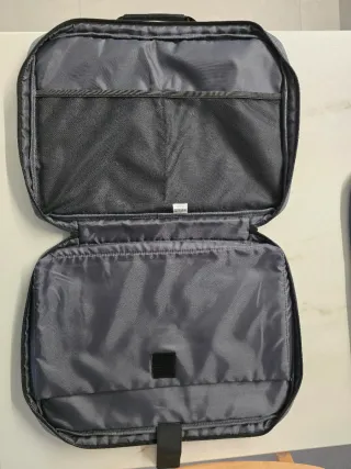 Funda maletín portátil gris y negro