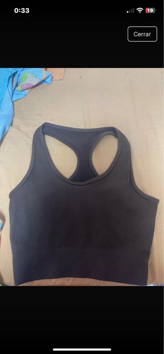 Top deportivo negro