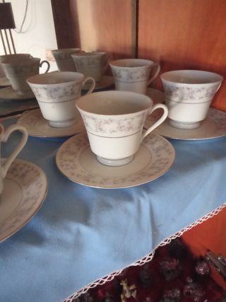 Set di cristalleria antica, tazze da caffè antiche