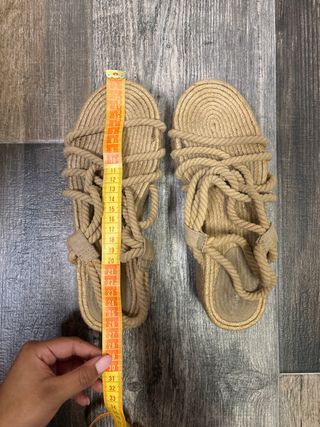 Sandalias romanas de cuerdas