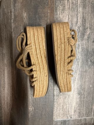 Sandalias romanas de cuerdas