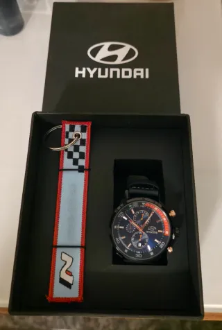 Reloj clásico de HYUNDAI x AVIADOR