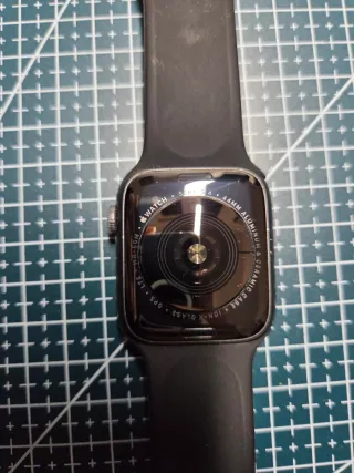 Apple Watch 4 Celular Negro/Plata