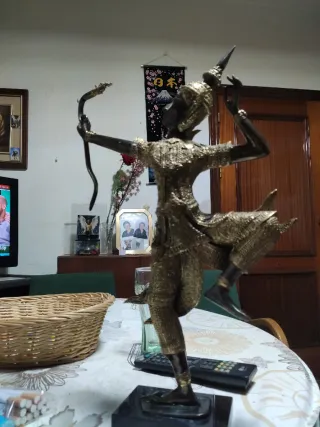Figura Bronce Asiática Bailarina