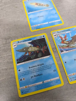 Pack Cartas Pokémon: Arrokuda, Barraskewda, Darman