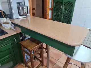 Encimera de cocina de corcho y madera