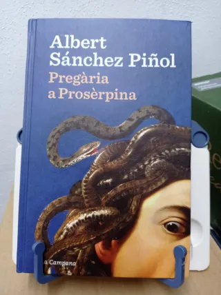 Novelas varias en castellano 3 libros 10€