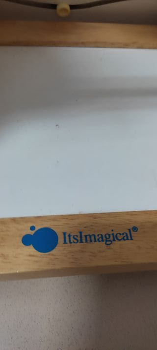 Correpasillos de madera con juegos