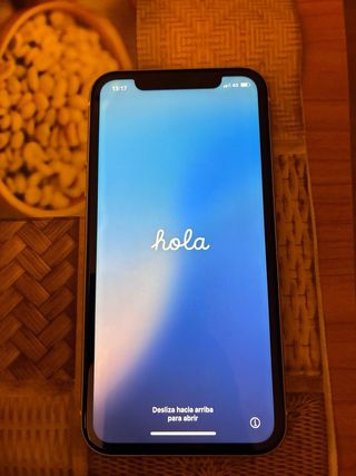 iPhone 11 Blanco ( regalo funda para el movil).