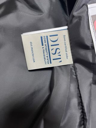 Chaqueta Moncler Negra Brillante