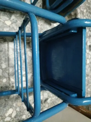 Sillas escolares vintage azul madera y metal