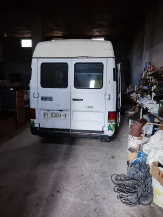 Furgoneta Mercedes MB100 104.000 km