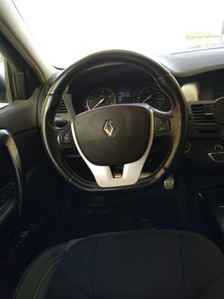 Renault Laguna 2010 4 control 150 cv