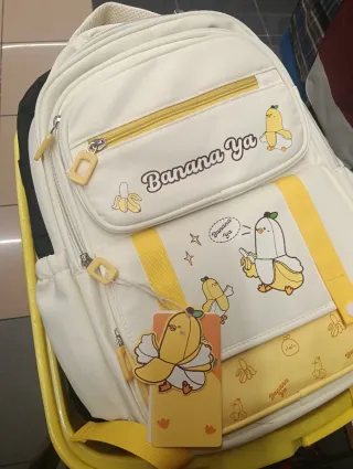 Mochila infantil con estampado de plátanos