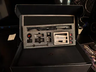 Teclado ROG Azoth 75% Wireless Mecánico OLED