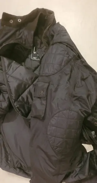 Giacca invernale nera Challenger AX