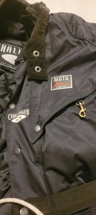 Giacca invernale nera Challenger AX