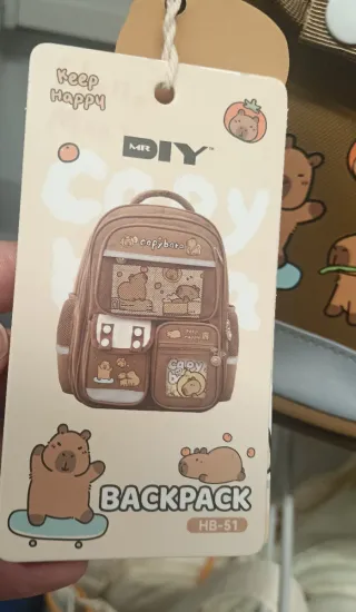 Mochila infantil capybara