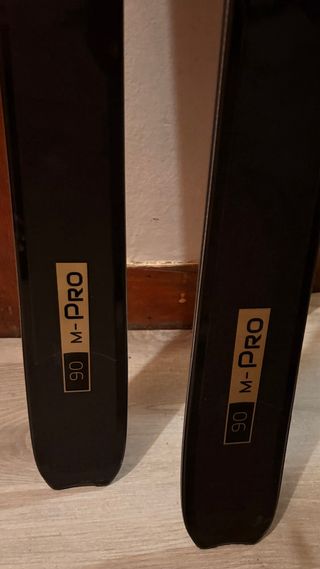 Esquís de Montaña Dynastar NUEVOS