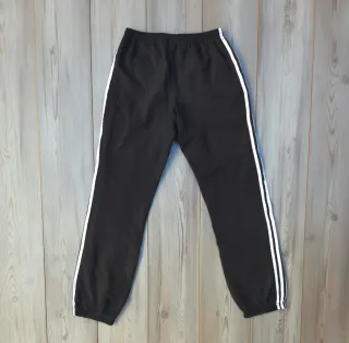 Pantalón deportivo Adidas negro