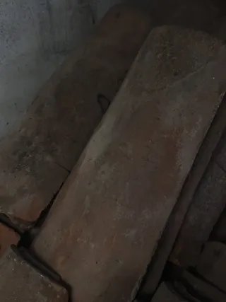 Tejas antiguas de barro