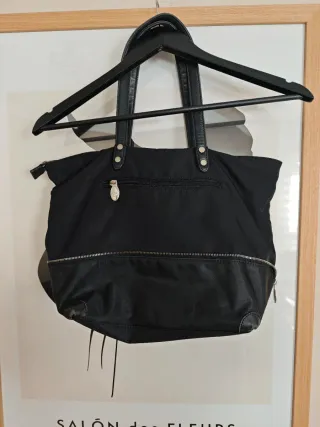 Bolso negro marca Pourchet