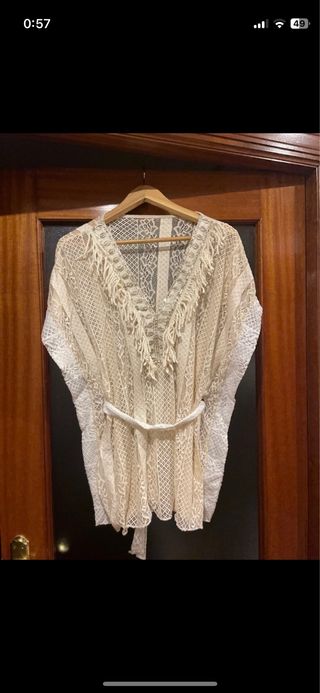 Caftán/blusa beige con flecos