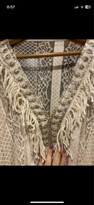Caftán/blusa beige con flecos