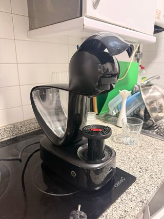 Cafetera Dolce Gusto Negra