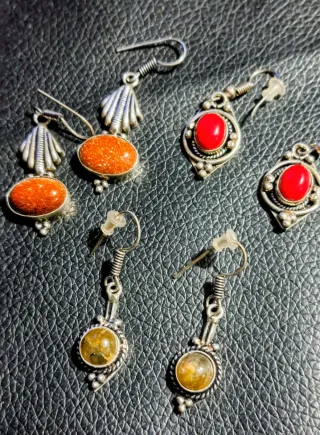 3 paia orecchini indiani pietre dure