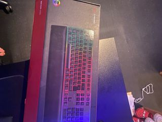 Teclado Mars Gaming 100% RGB