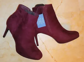 Botines Marypaz negros brillantes