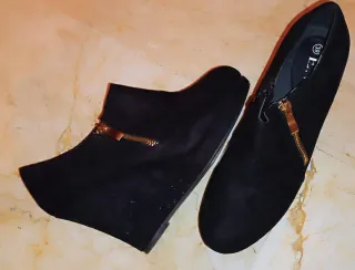 Botines Marypaz negros brillantes